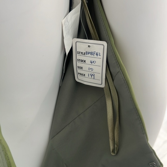 NWT BELLAFORMALS Sage Green - Picture 6 of 7